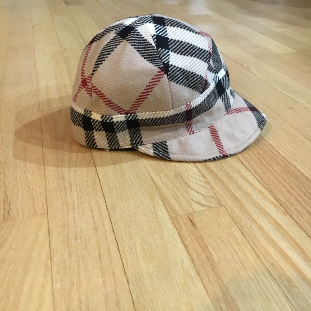 Burberry Vanessa check hat
